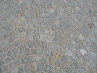 Pavé granit rose : réalisation à Cuers dans le Var
